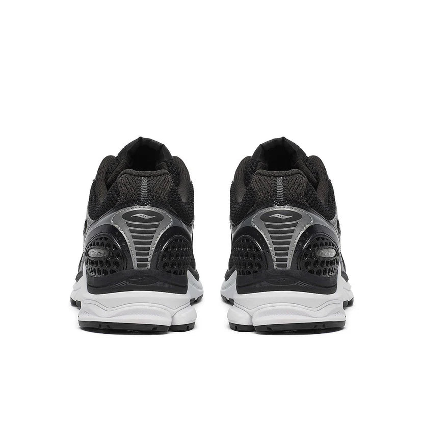 Saucony Omni 9 (Noir & Blanc)